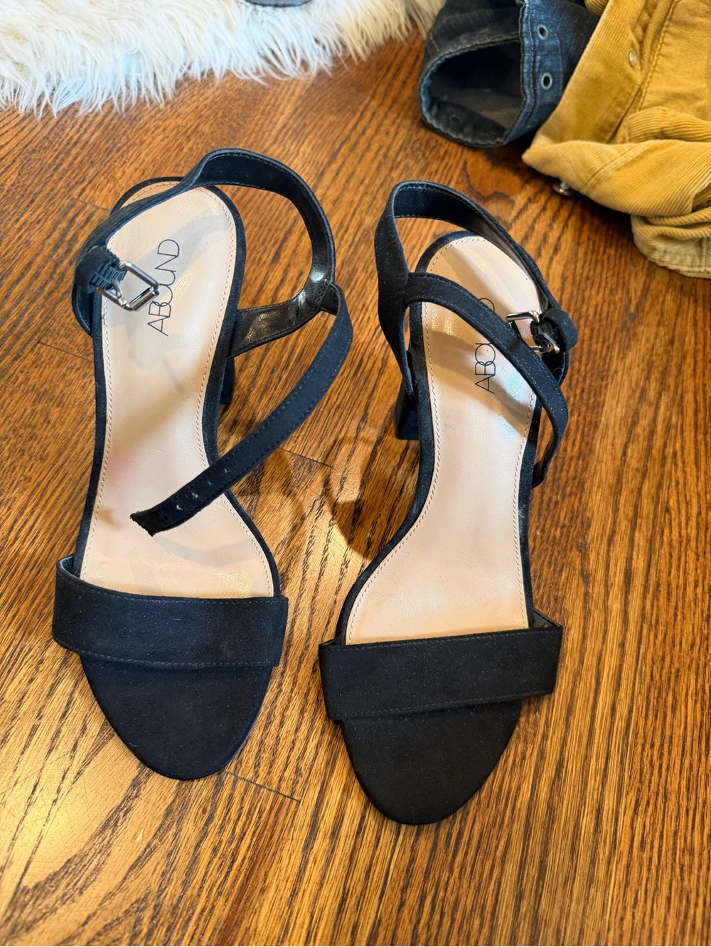 Abound Black Strappy Block Heel Sandals
